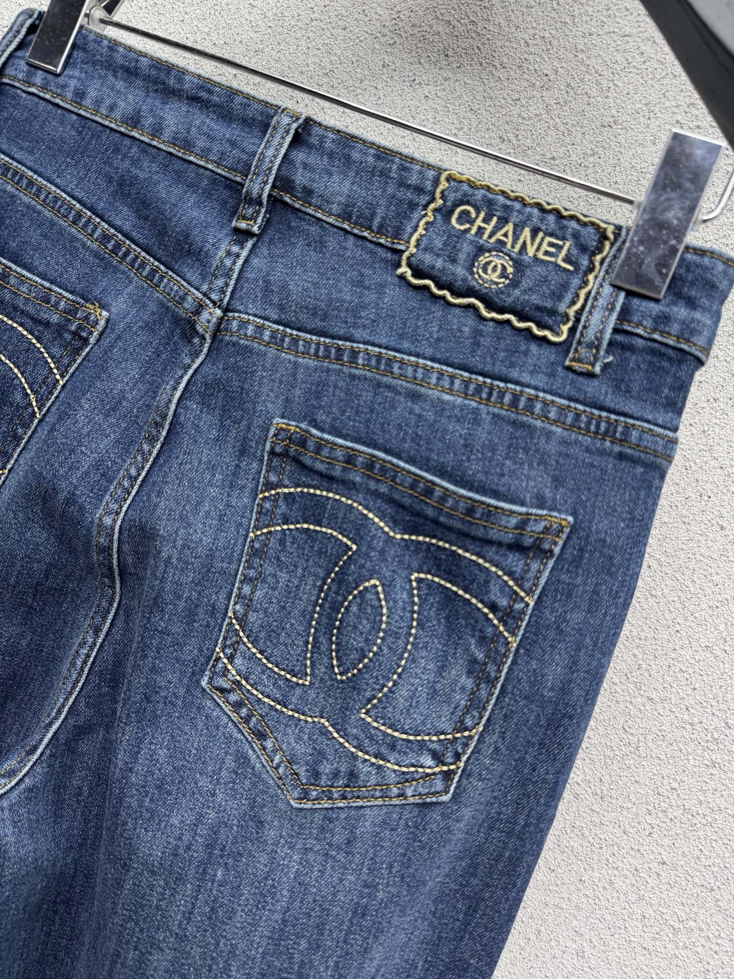 Straight-leg wide-fit jeans