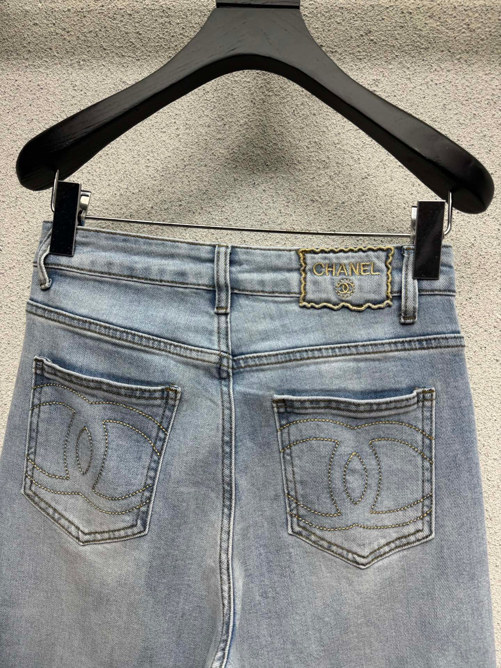 Straight-leg wide-fit jeans