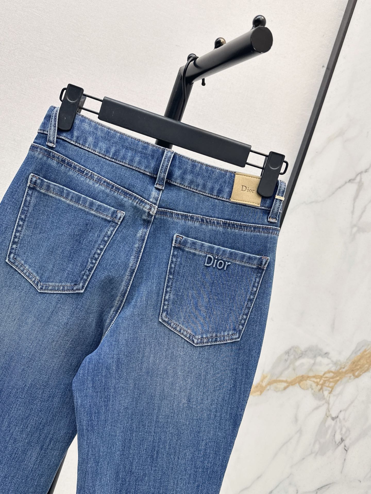 Figure-flattering stretch jeans