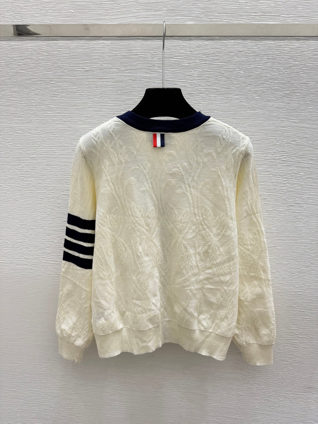 Thom Browne/26 New Puppy Embroidered Four-Bar V-Neck Cable Knit Cardigan