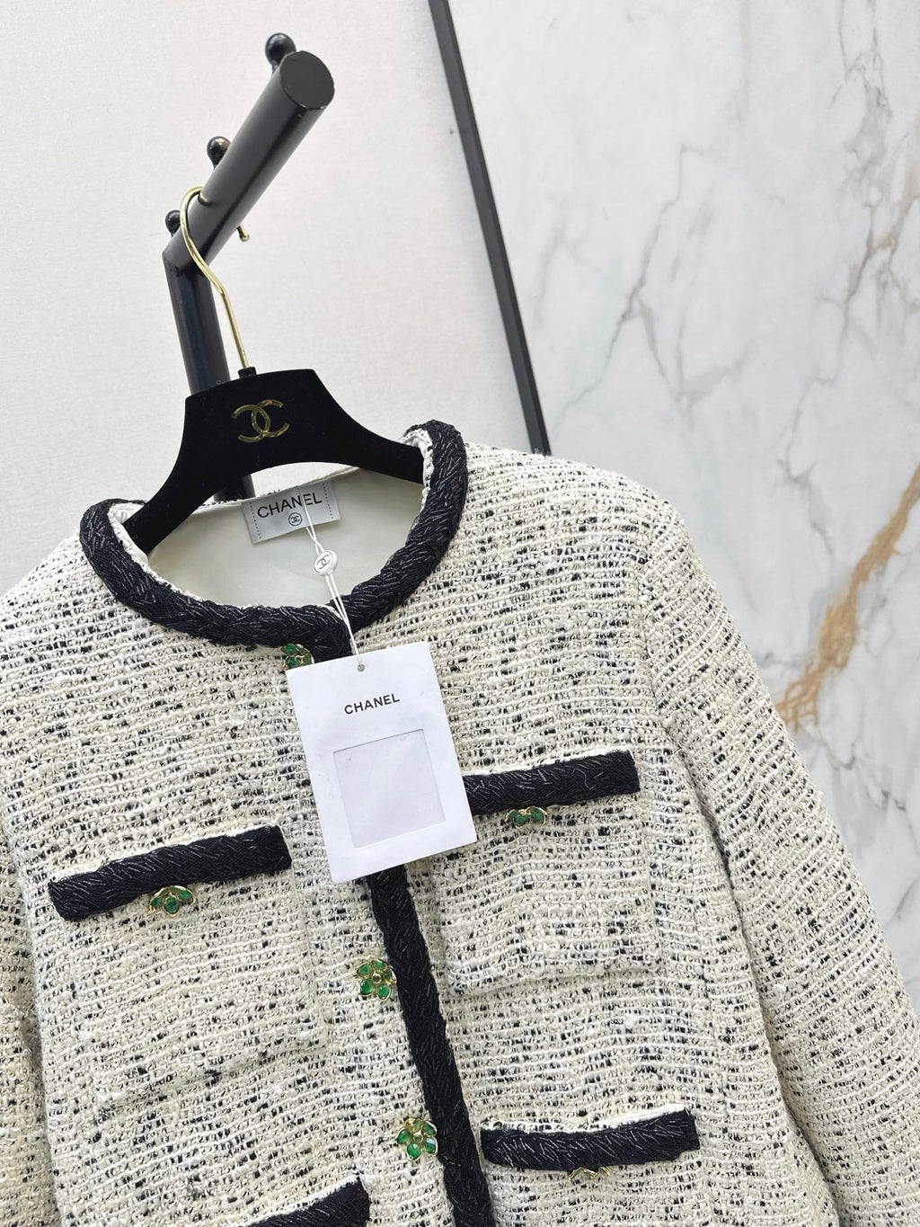 Chanel / 26 Fall/Winter Latest Stunning Woven Fabric Set