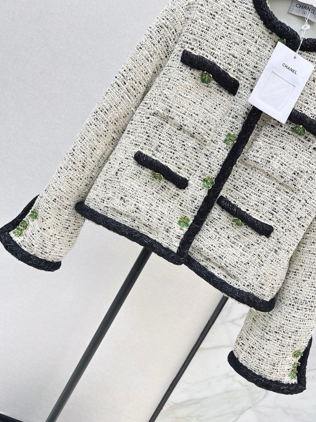 Chanel / 26 Fall/Winter Latest Stunning Woven Fabric Set