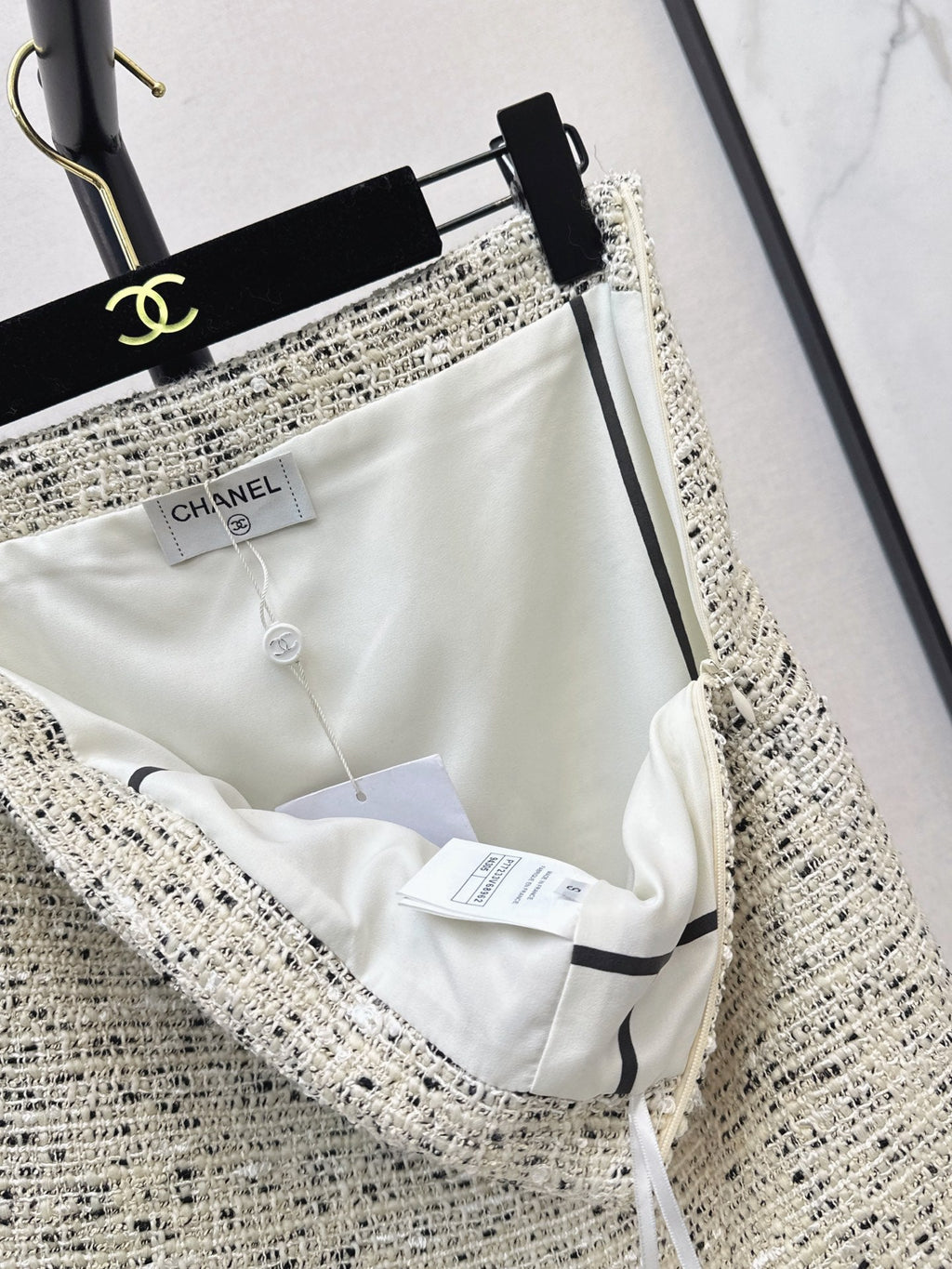 Chanel / 26 Fall/Winter Latest Stunning Woven Fabric Set