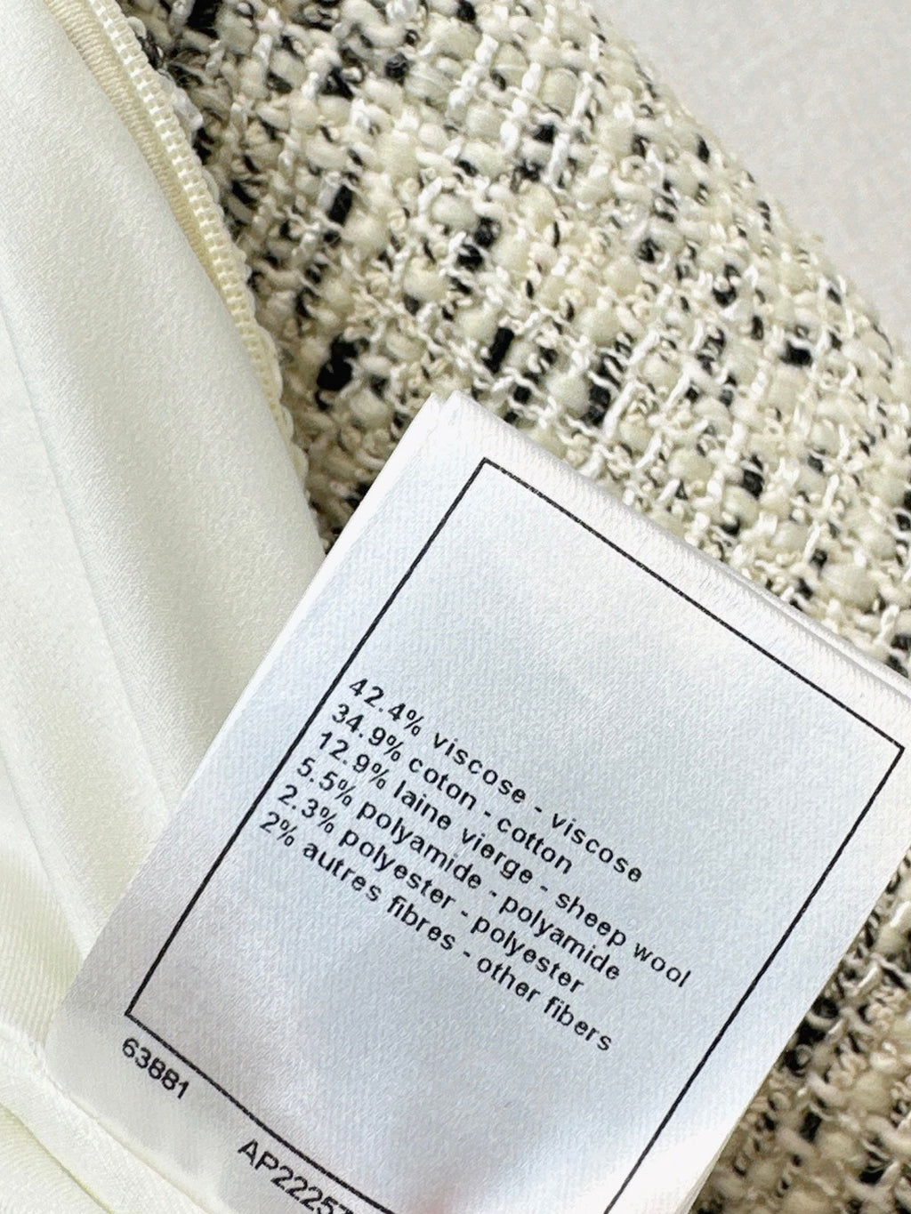 Chanel / 26 Fall/Winter Latest Stunning Woven Fabric Set
