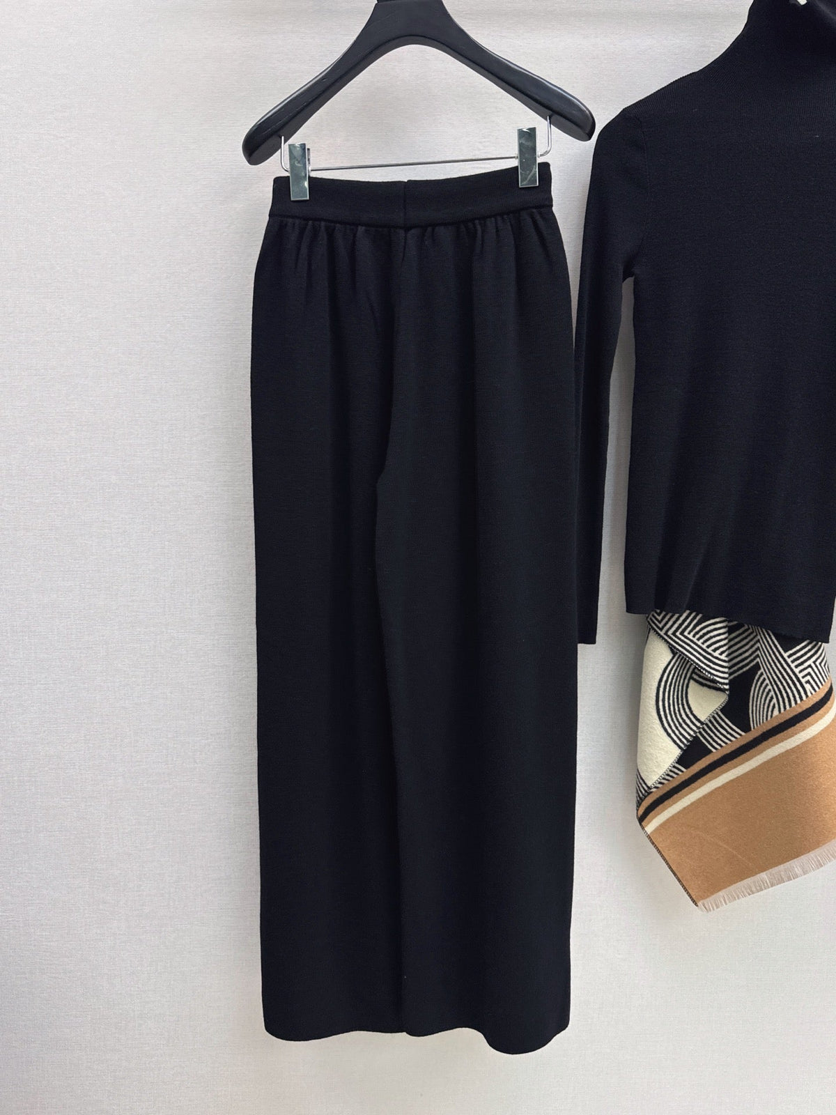 Hermès / 26 Early Autumn New Knit Set