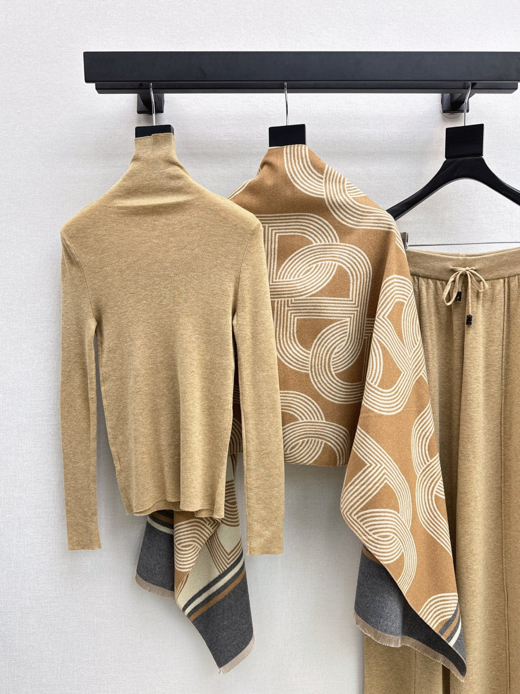 Hermès / 26 Early Autumn New Knit Set