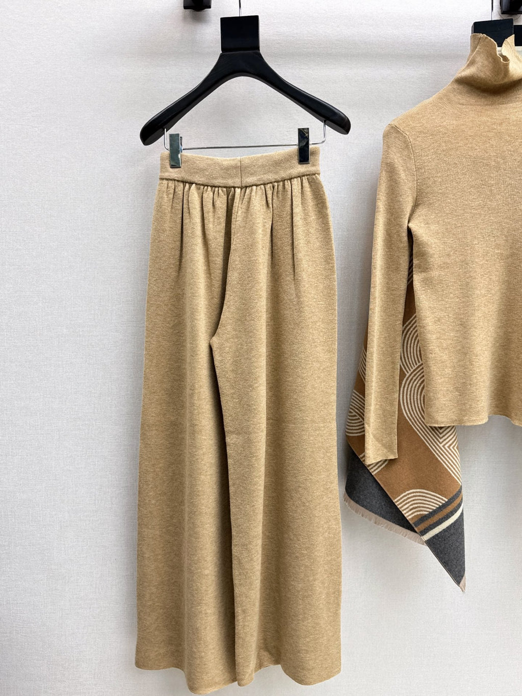 Hermès / 26 Early Autumn New Knit Set
