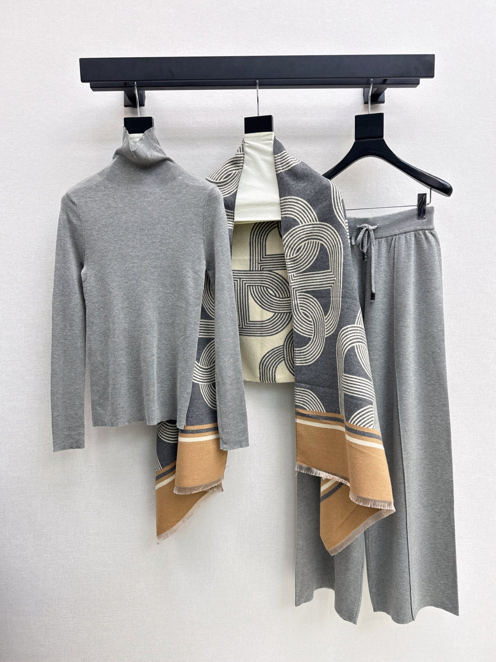 Hermès / 26 Early Autumn New Knit Set