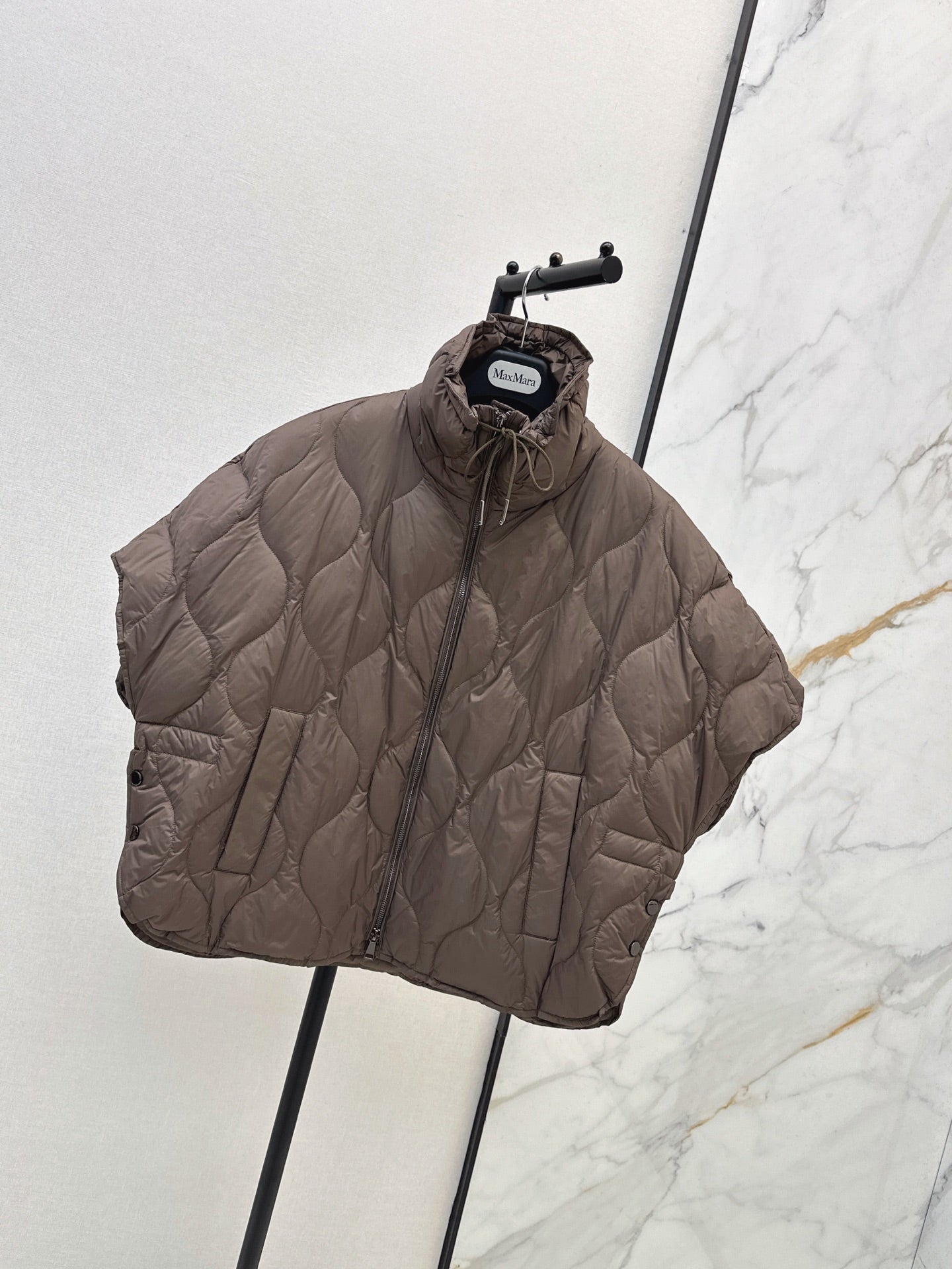 Max Mara/26 Fall and Winter Latest Cape-Style Stand Collar Down Jacket