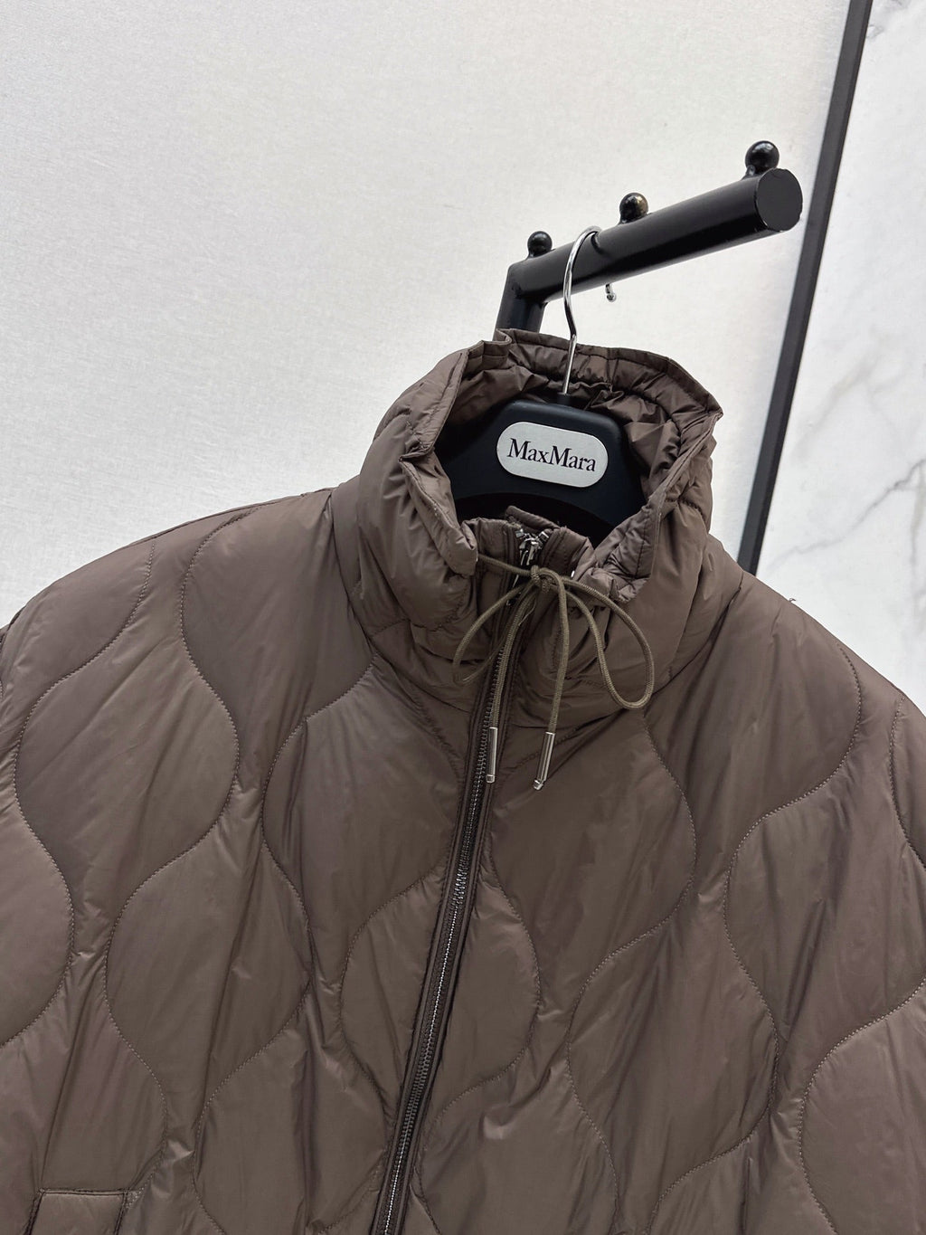 Max Mara/26 Fall and Winter Latest Cape-Style Stand Collar Down Jacket