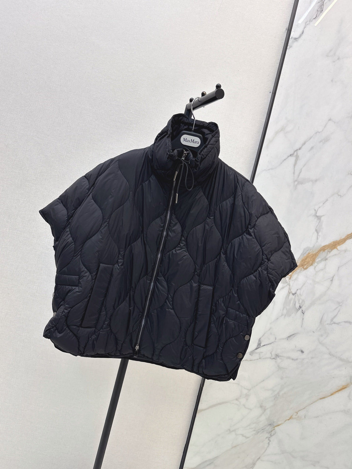 Max Mara/26 Fall and Winter Latest Cape-Style Stand Collar Down Jacket