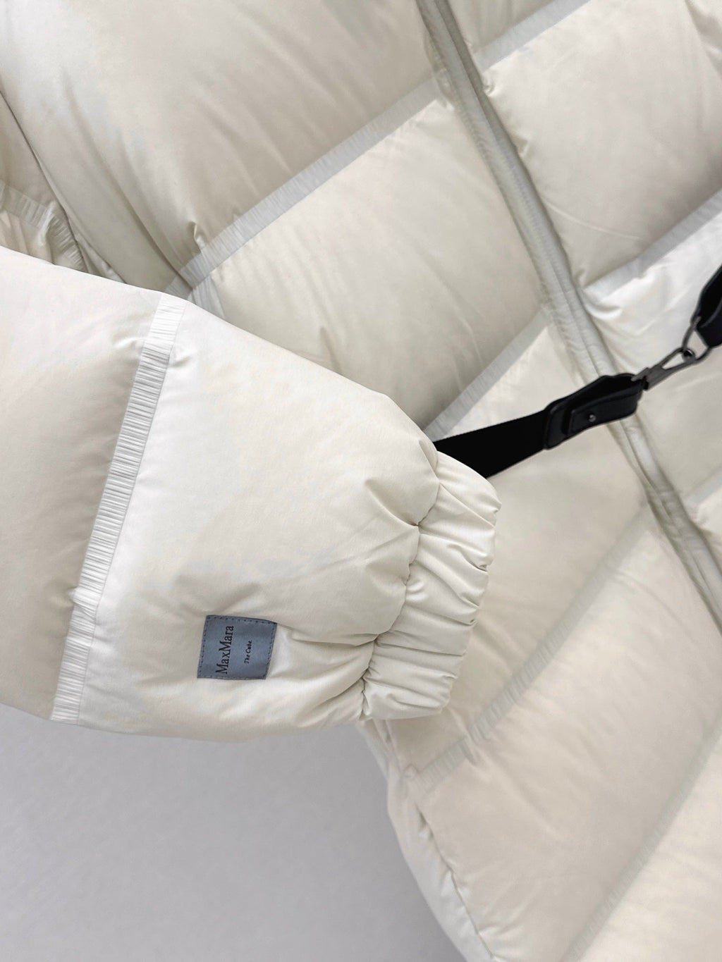 Max Mara/26 Fall/Winter Latest Hooded Down Jacket