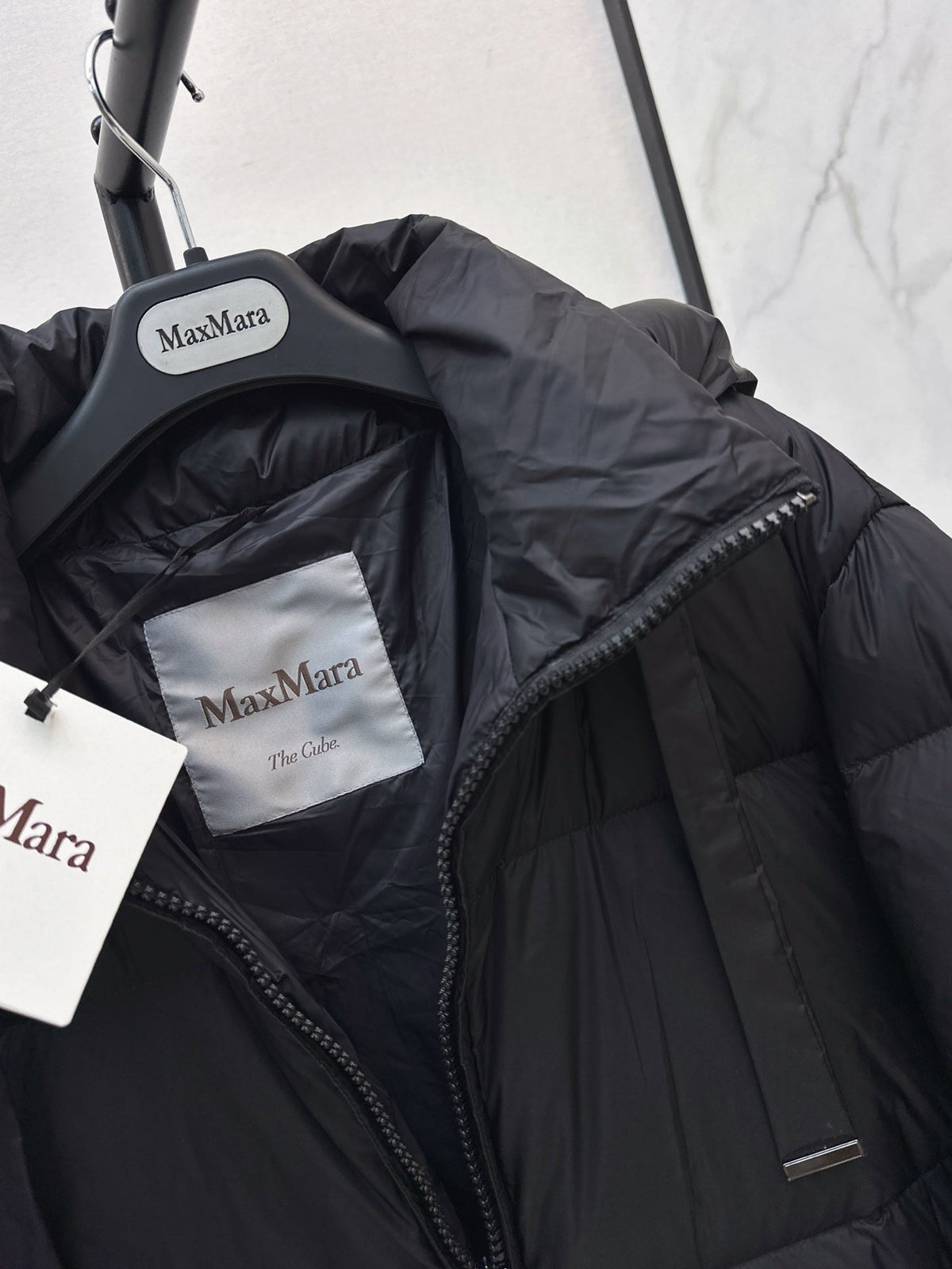 Max Mara/26 Autumn and Winter Latest Hooded Down Jacket