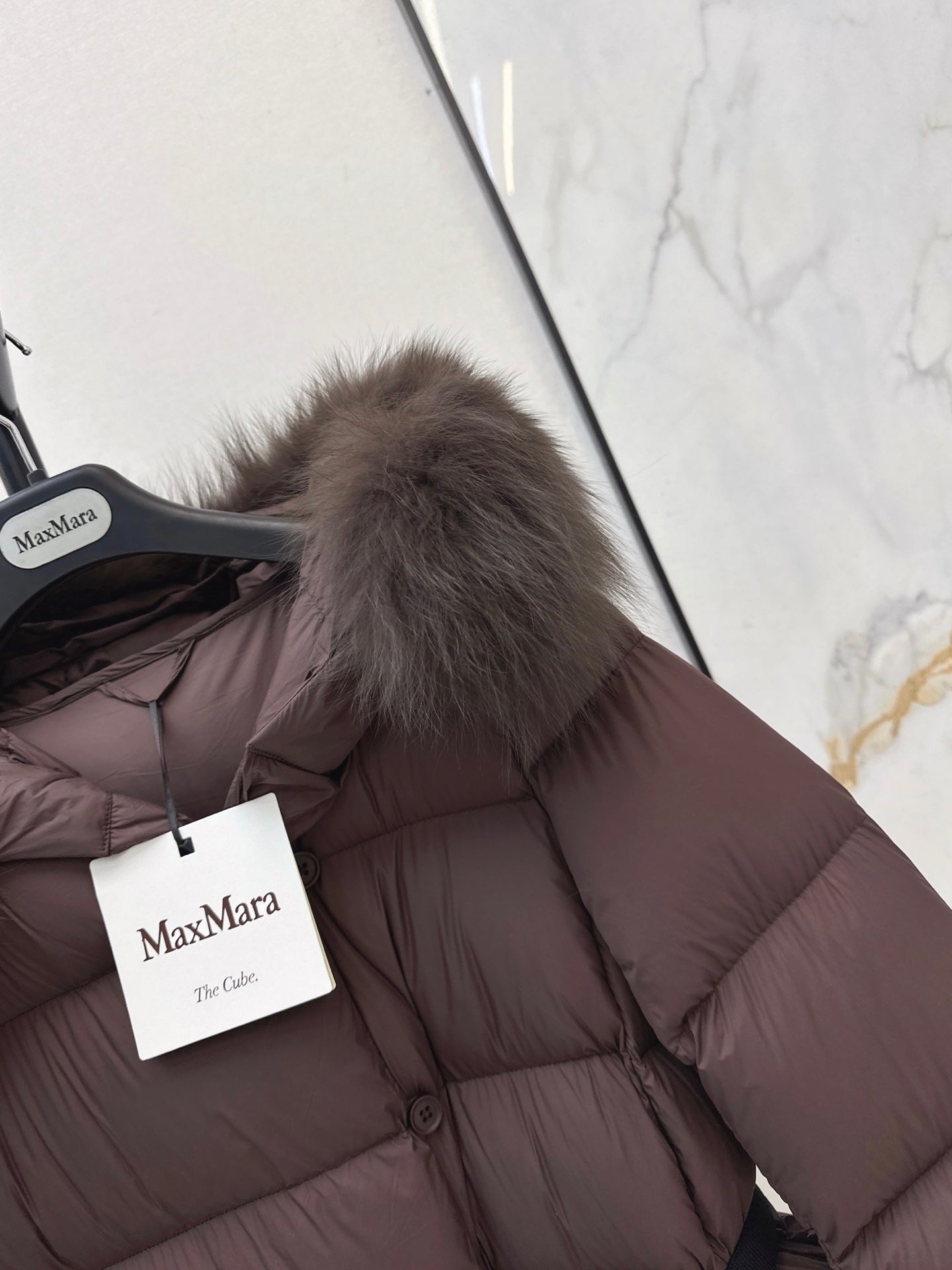 Max Mara/26 Fall/Winter Latest Large Fur Collar Hooded Down Jacket