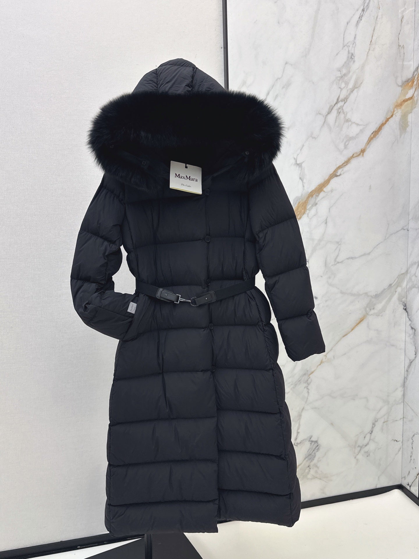 Max Mara/26 Fall/Winter Latest Large Fur Collar Hooded Down Jacket