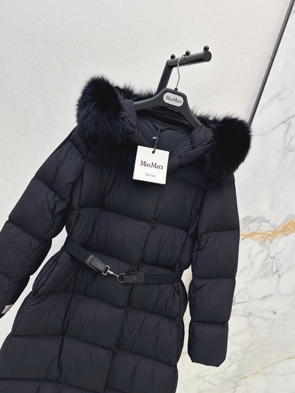 Max Mara/26 Fall/Winter Latest Large Fur Collar Hooded Down Jacket