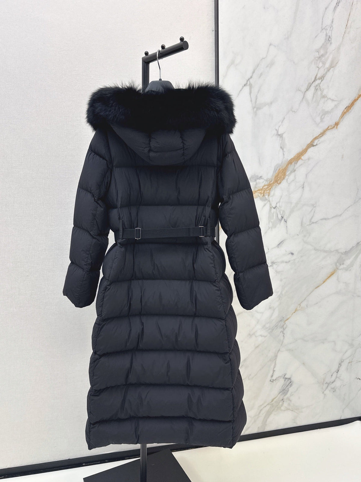 Max Mara/26 Fall/Winter Latest Large Fur Collar Hooded Down Jacket