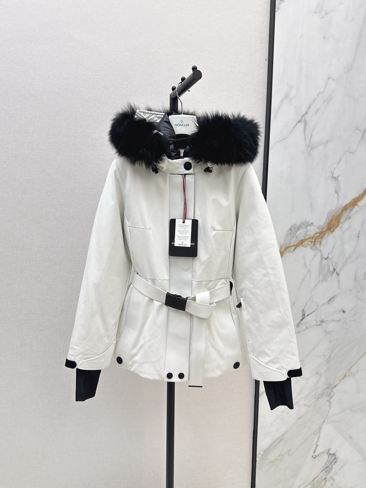 Moncler/26 Fall/Winter Latest Short Waist-Style Down Jacket