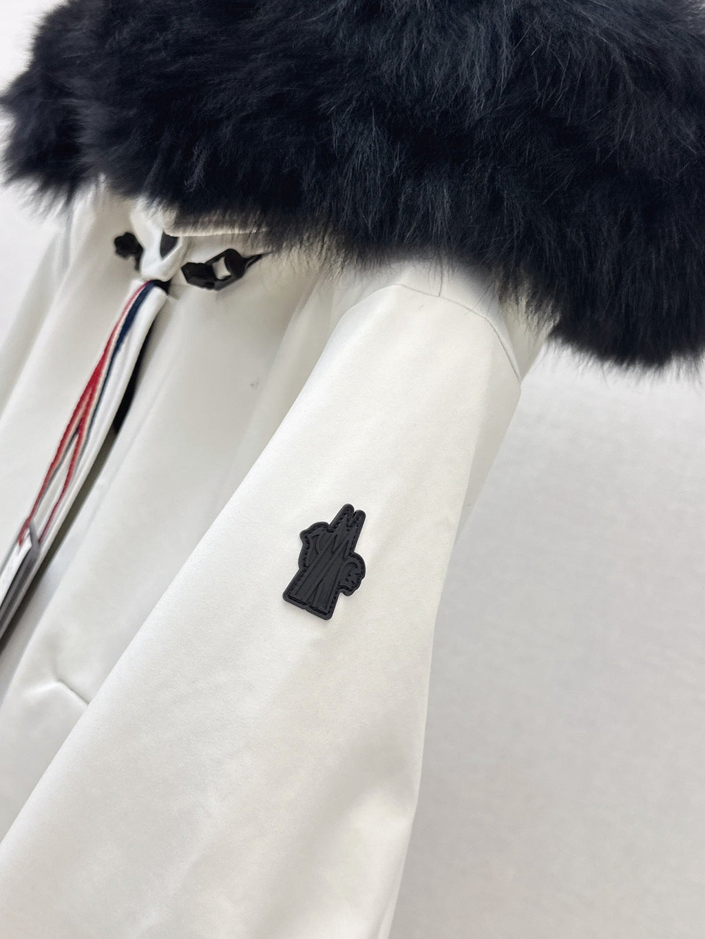 Moncler/26 Fall/Winter Latest Short Waist-Style Down Jacket