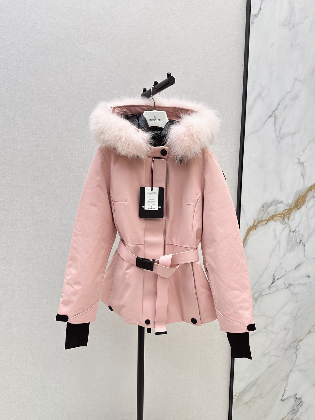 Moncler/26 Fall/Winter Latest Short Waist-Style Down Jacket