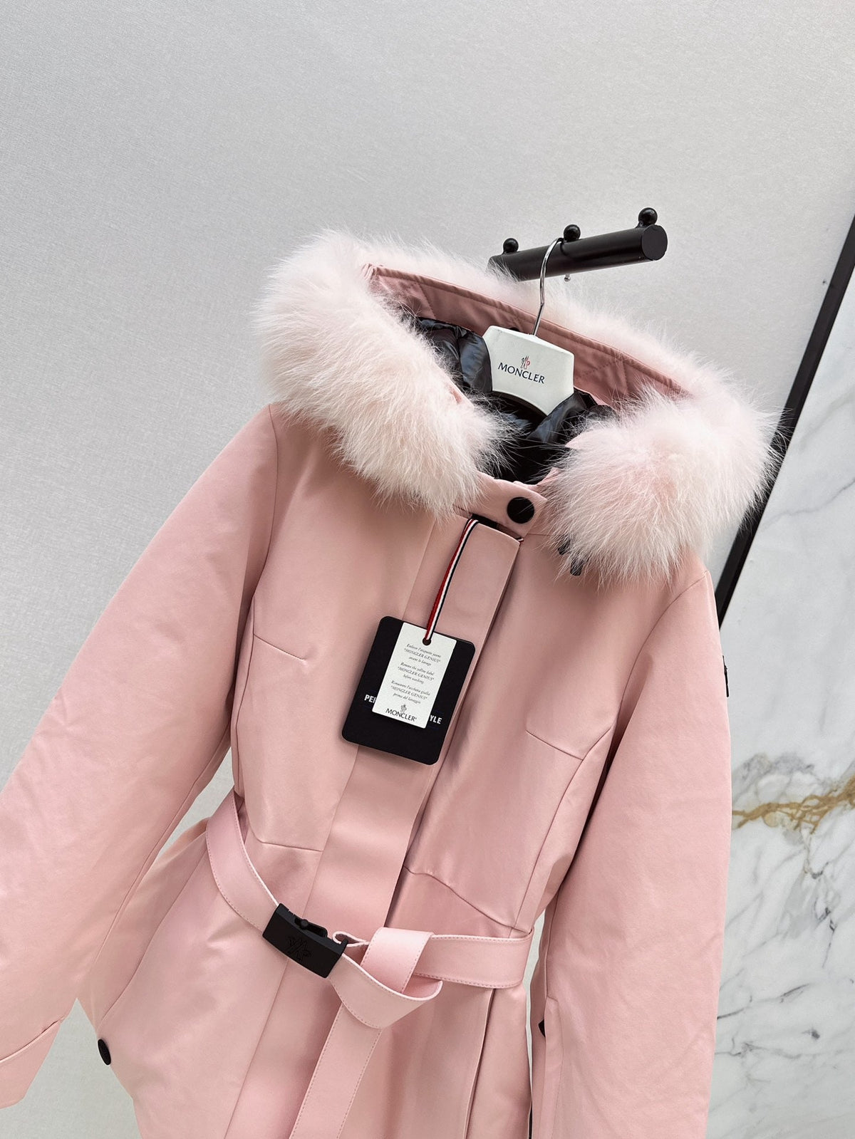 Moncler/26 Fall/Winter Latest Short Waist-Style Down Jacket