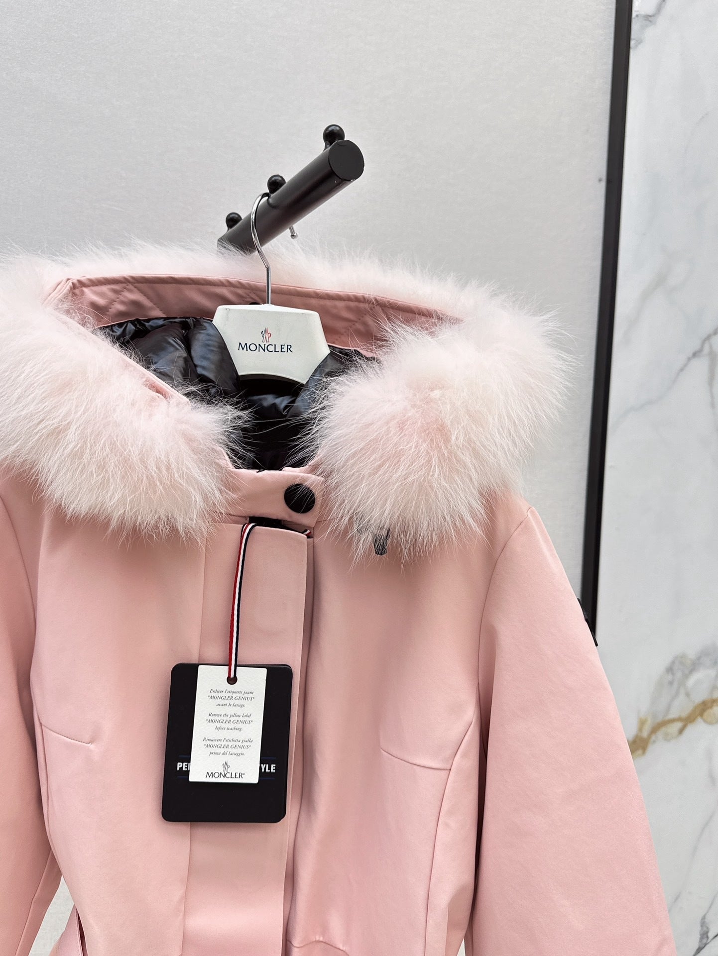 Moncler/26 Fall/Winter Latest Short Waist-Style Down Jacket