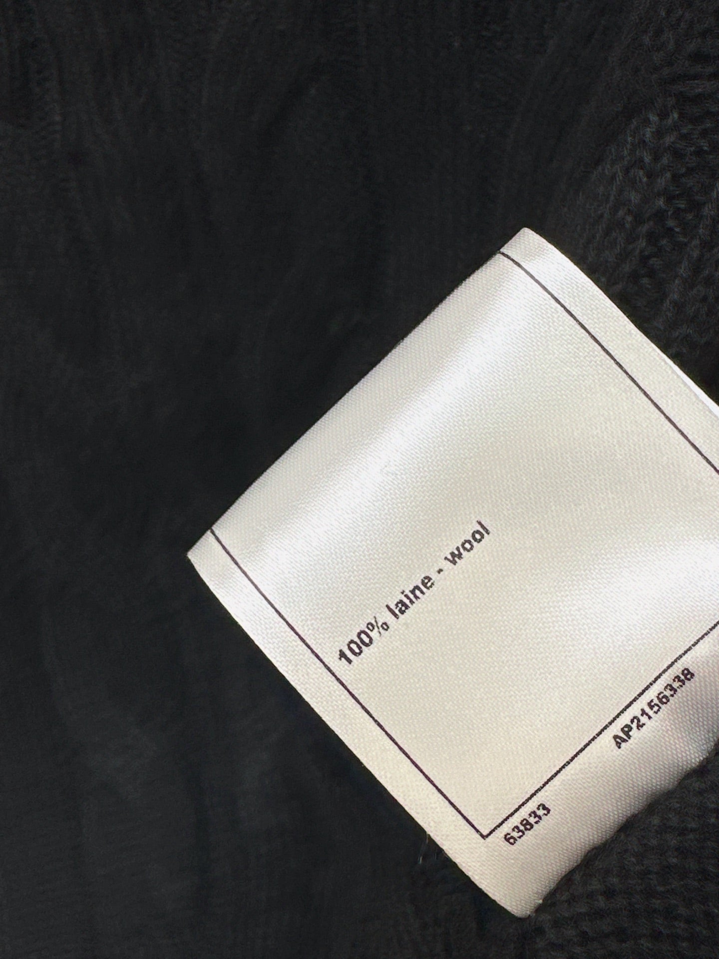 Chanel / 26 Early Autumn Latest Knit Short-Sleeve Cardigan