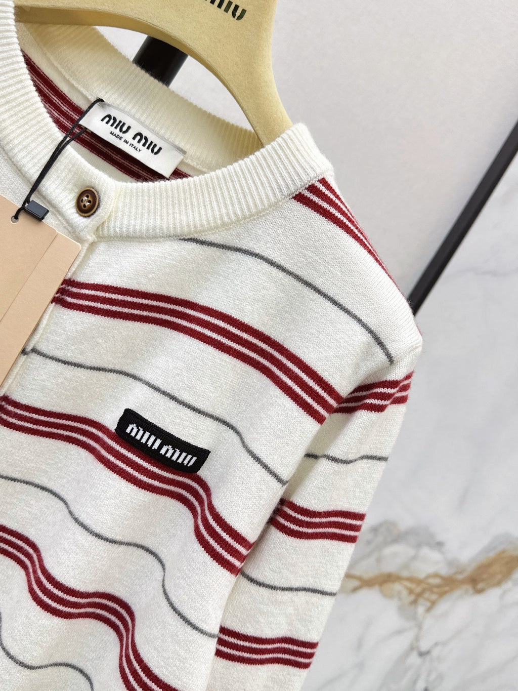 MiuMiu/26 Early Autumn Latest Knit Cardigan