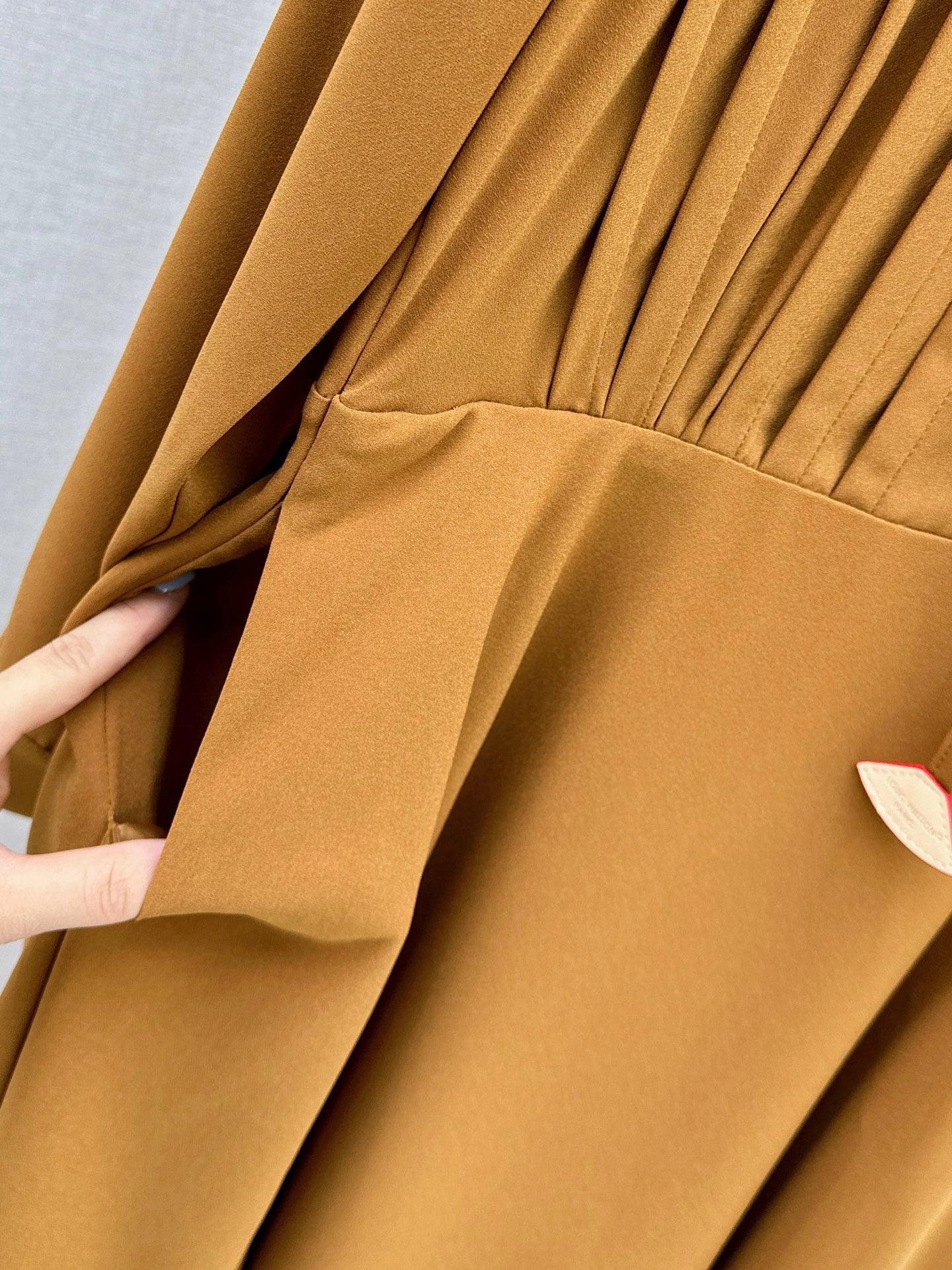 Louis Vuitton / 26 Early Autumn Latest Dress