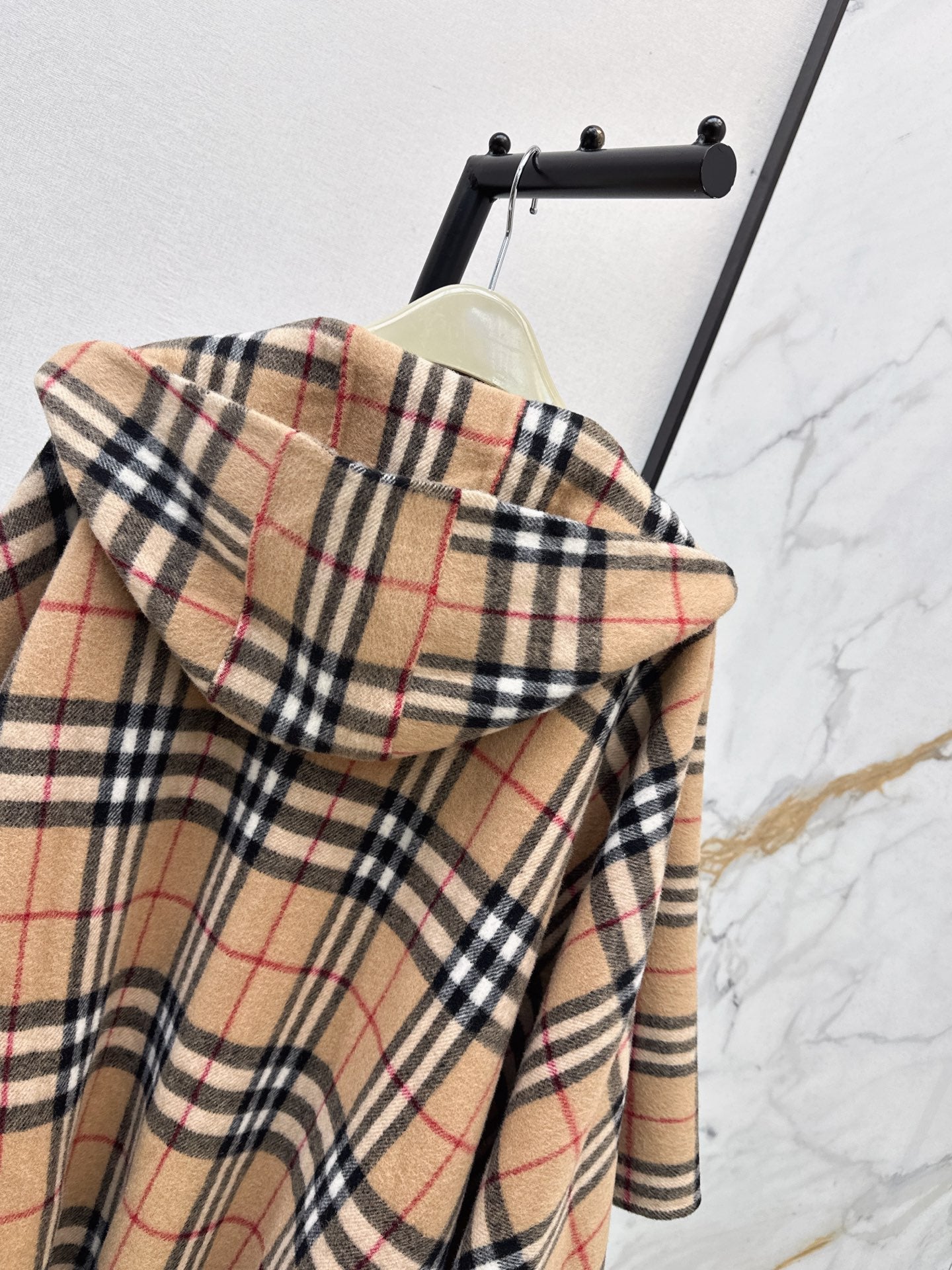 26Ss Autumn/Winter Latest Cape Hoodie Coat