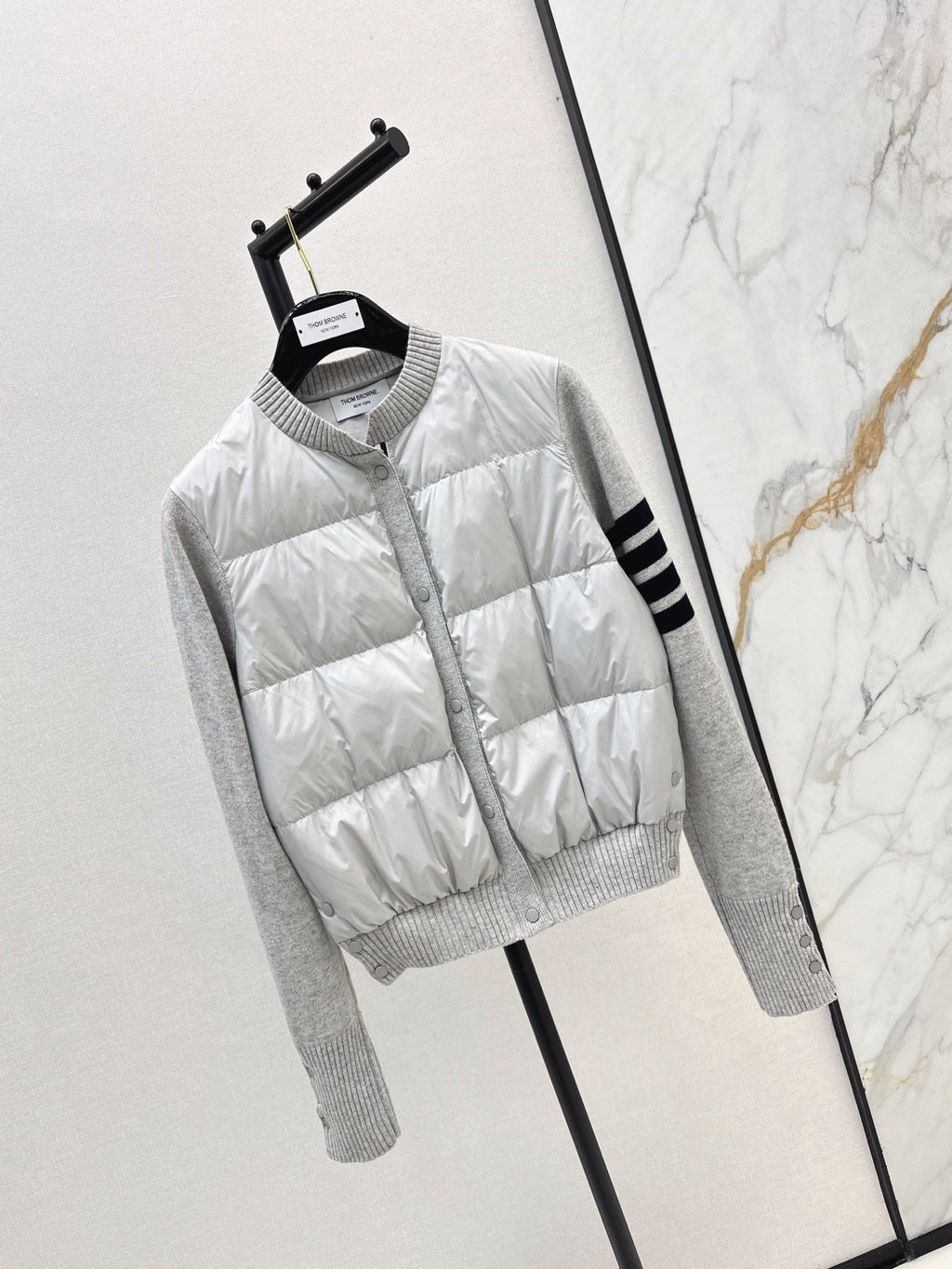 Thom Browne/26 Early Autumn Latest Short Down Jacket with Collar