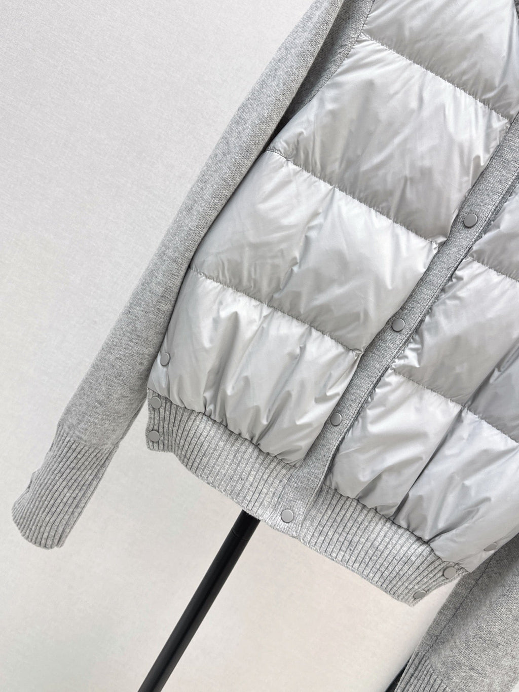 Thom Browne/26 Early Autumn Latest Short Down Jacket with Collar