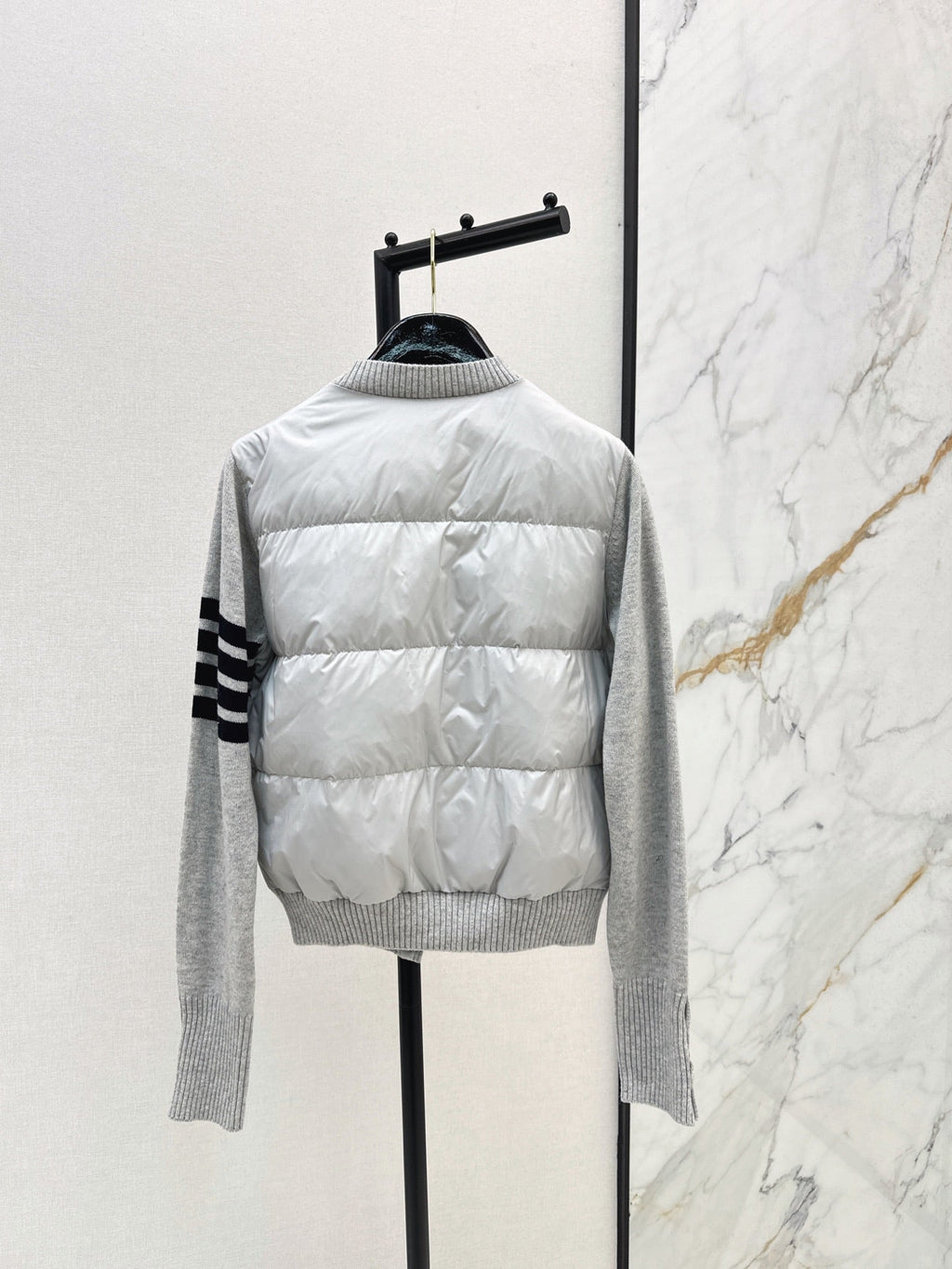 Thom Browne/26 Early Autumn Latest Short Down Jacket with Collar