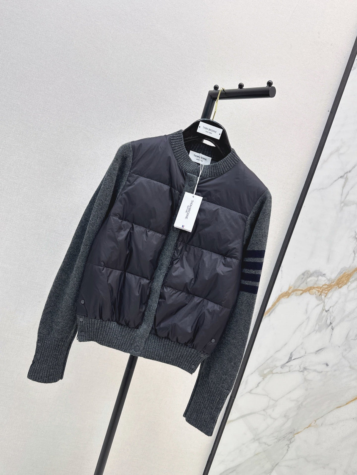 Thom Browne/26 Early Autumn Latest Short Down Jacket with Collar