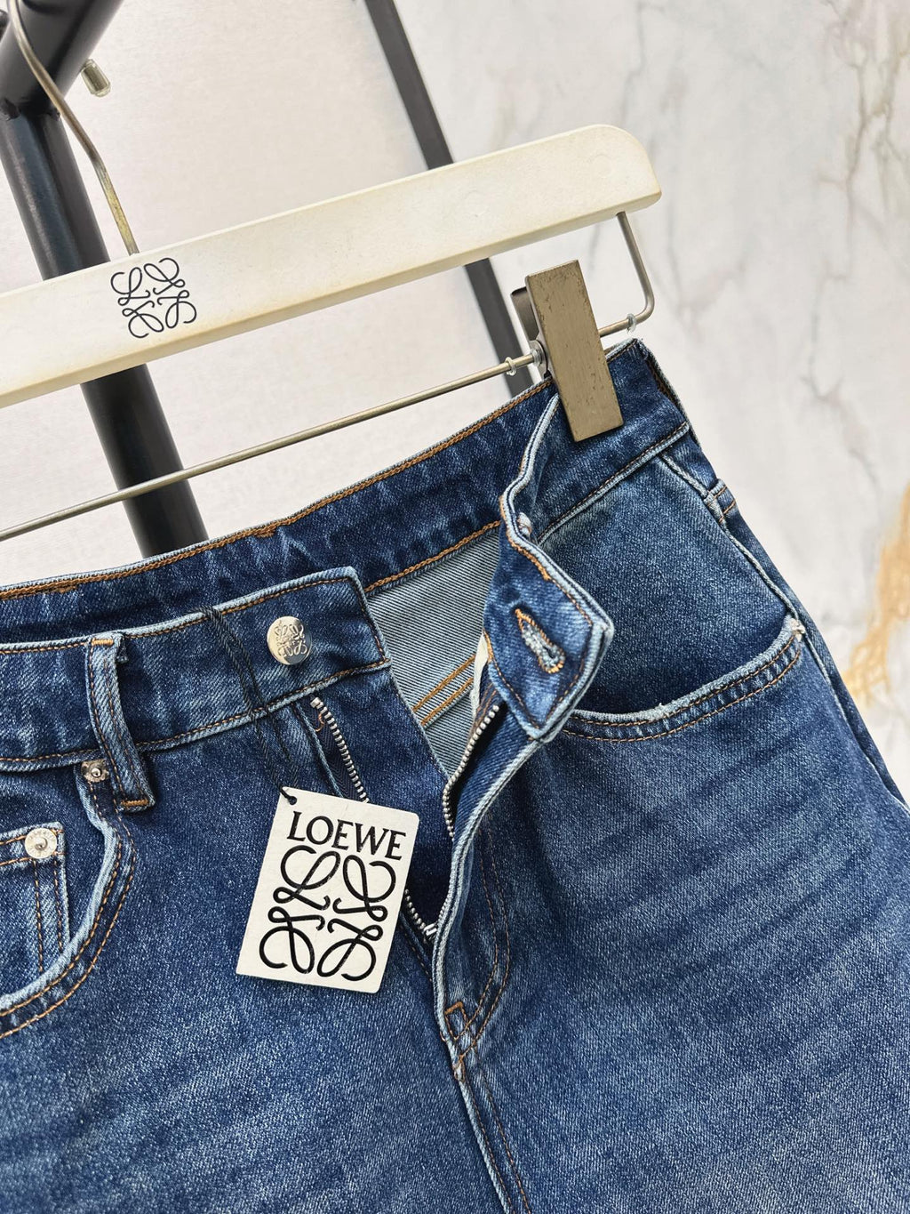 LOEWE/26 Early Fall New Straight-Leg Jeans