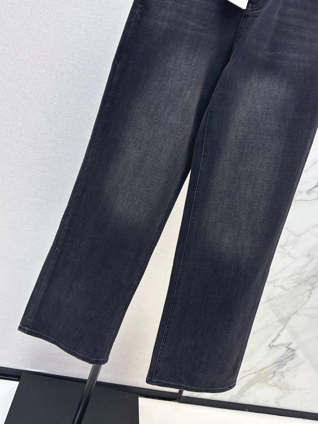 Celine/26 Early Fall Latest Straight-Leg Jeans