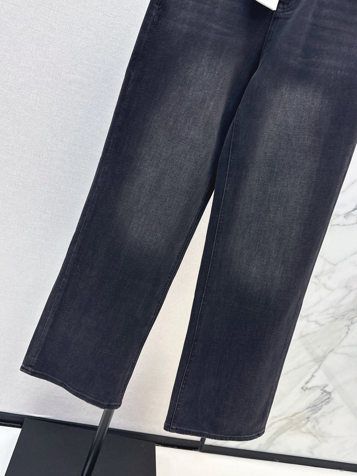 Celine/26 Early Fall Latest Straight-Leg Jeans