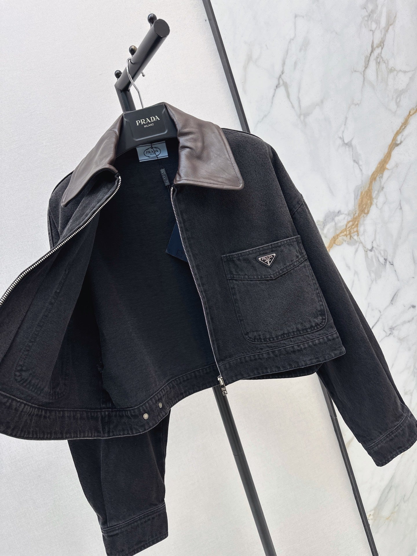 Prada/26 Early Autumn New Lapel Denim Jacket