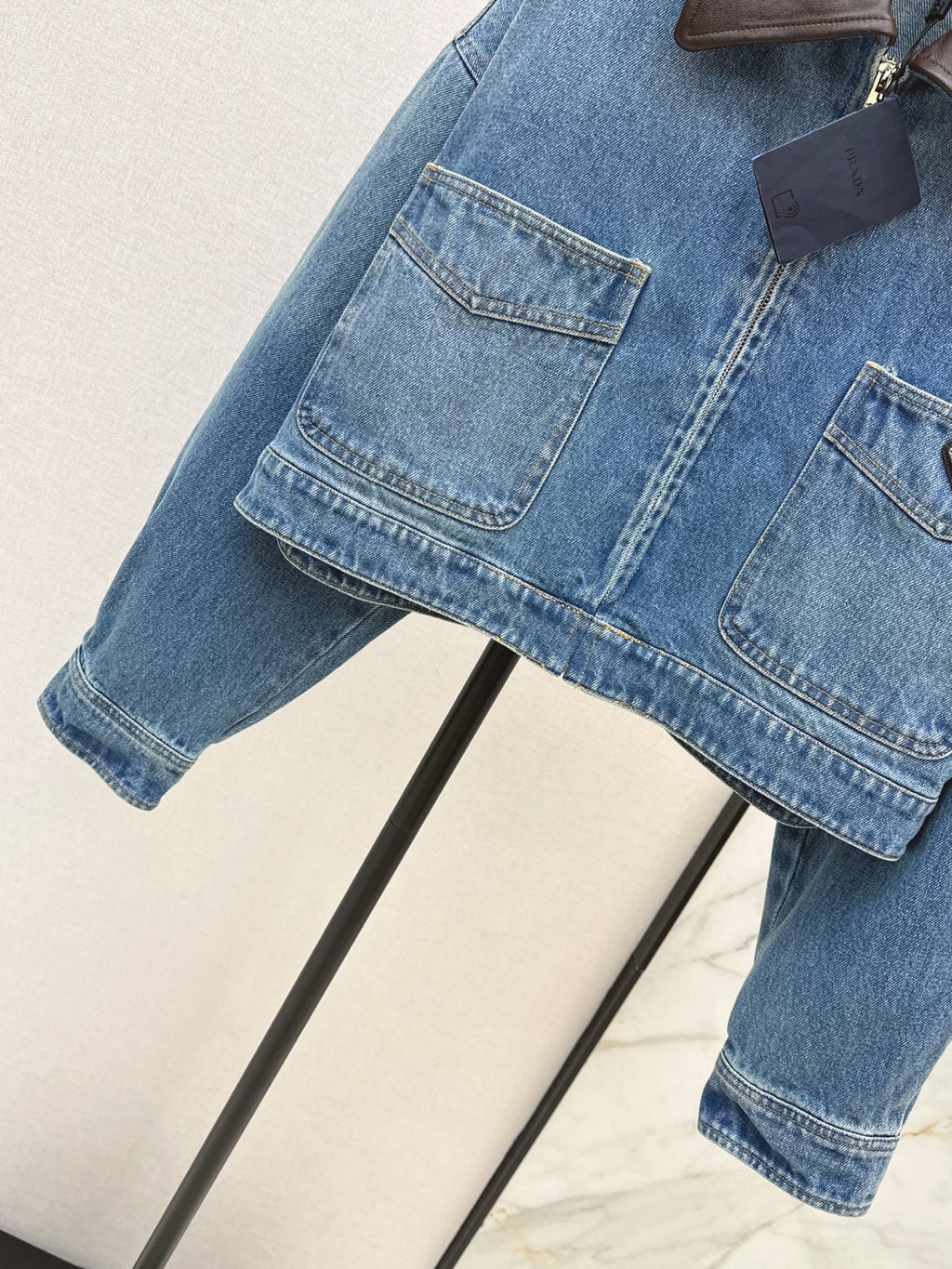 Prada/26 Early Autumn New Lapel Denim Jacket