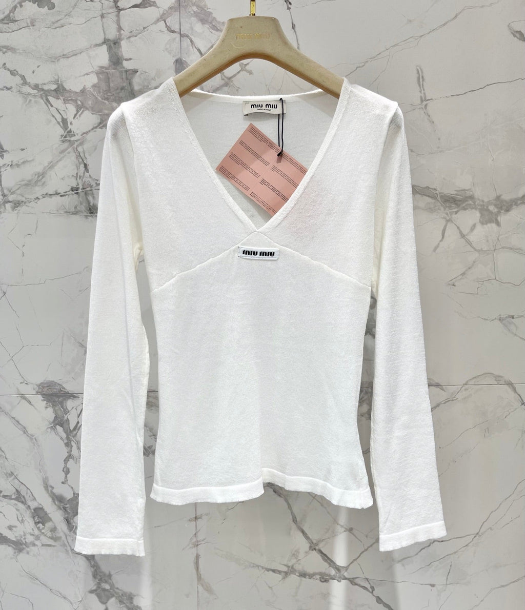 MiuMiu/26 New Early Autumn V-Neck Soft Curved Top