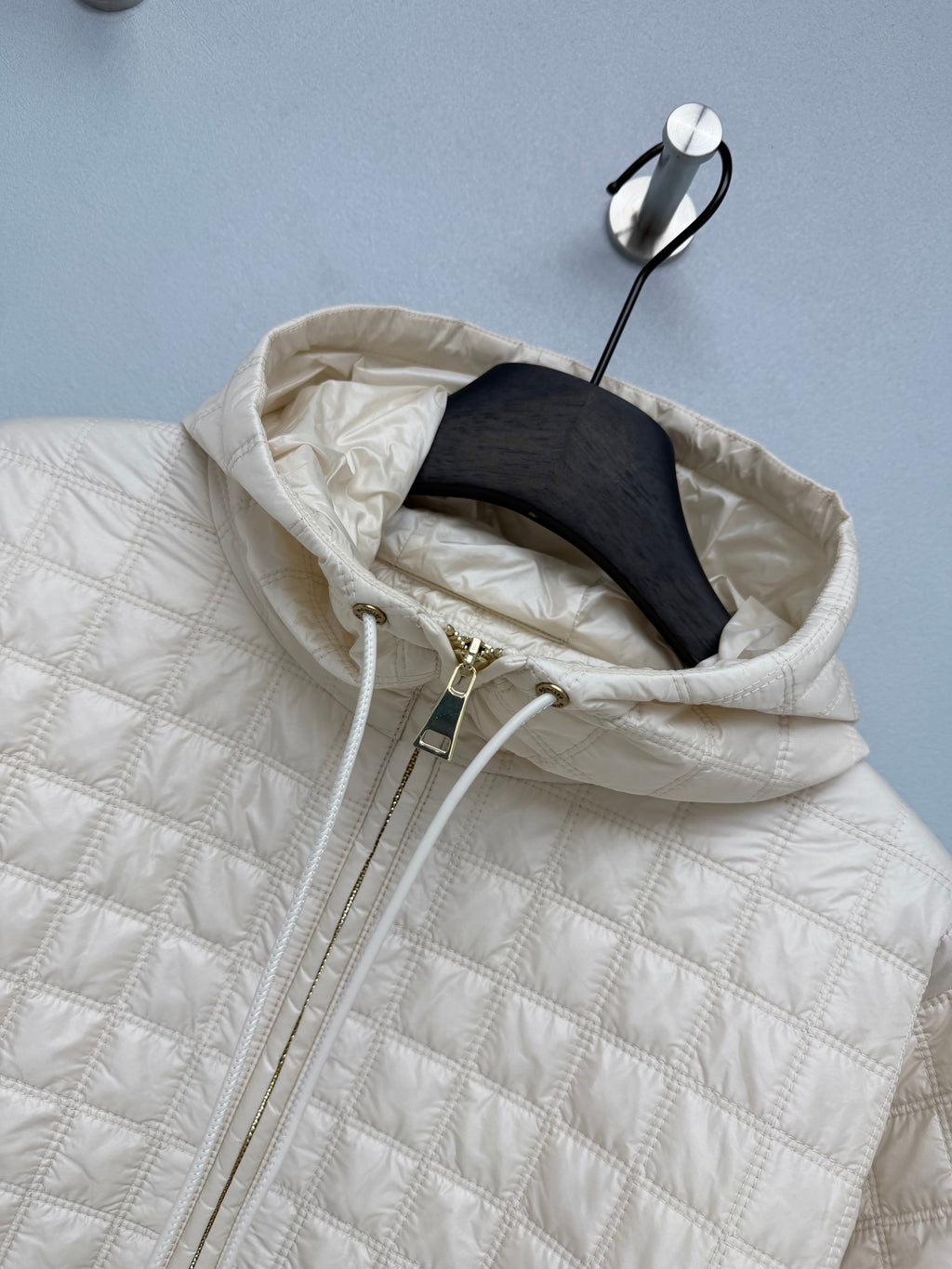 Moncler/26 Latest New Cape-Style Puffer Jacket