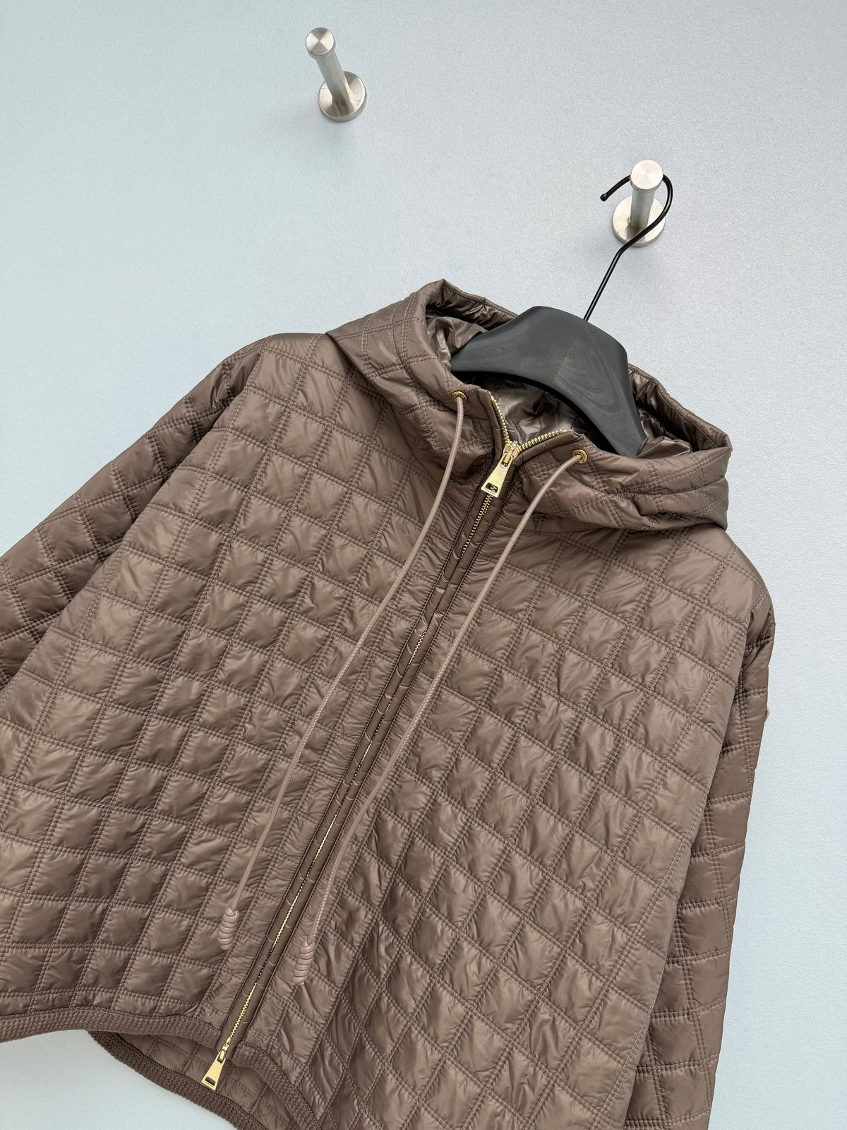 Moncler/26 Latest New Cape-Style Puffer Jacket