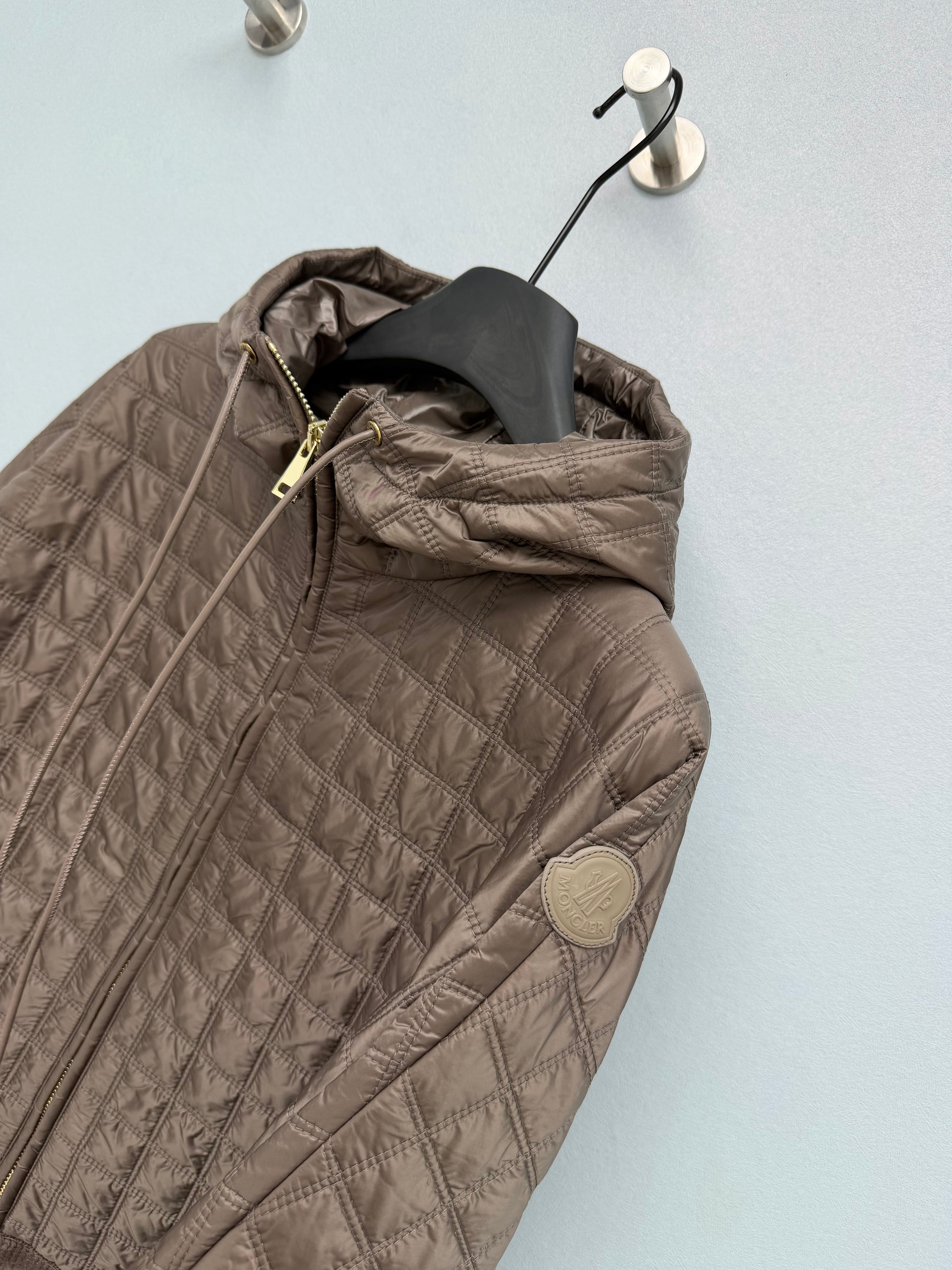 Moncler/26 Latest New Cape-Style Puffer Jacket