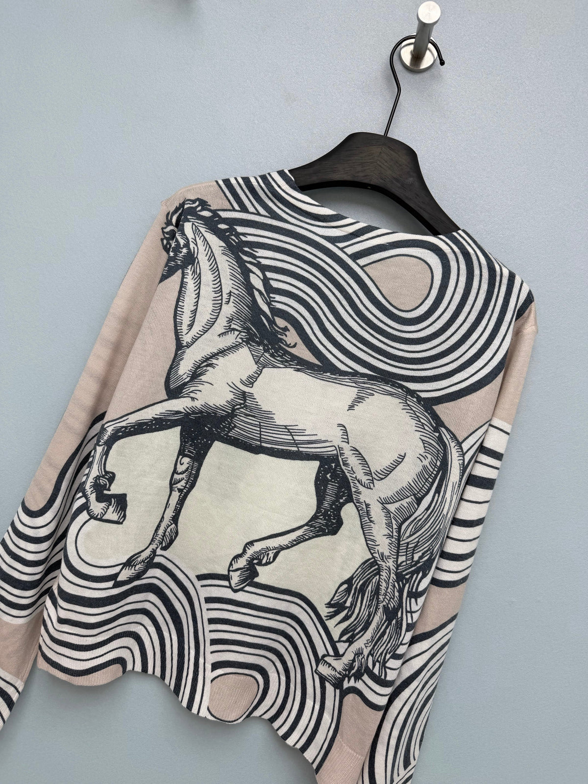 Hermès/26 New Equestrian-Style Lightweight V-Neck Knit Cardigan