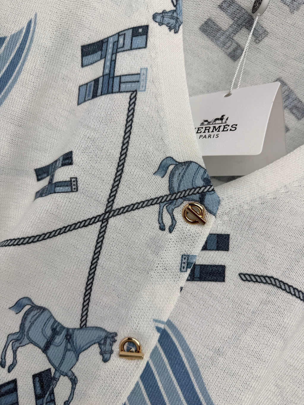 Hermès/26 New Equestrian-Style Lightweight V-Neck Knit Cardigan