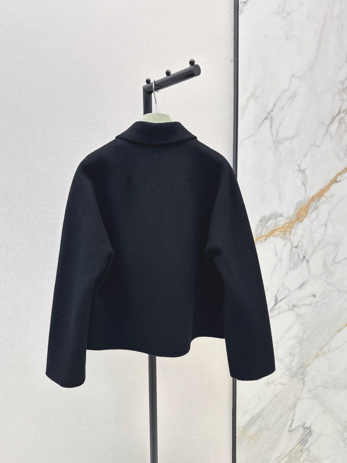 Hermès/Fall-Winter Latest Embroidered Reversible Wool Coat