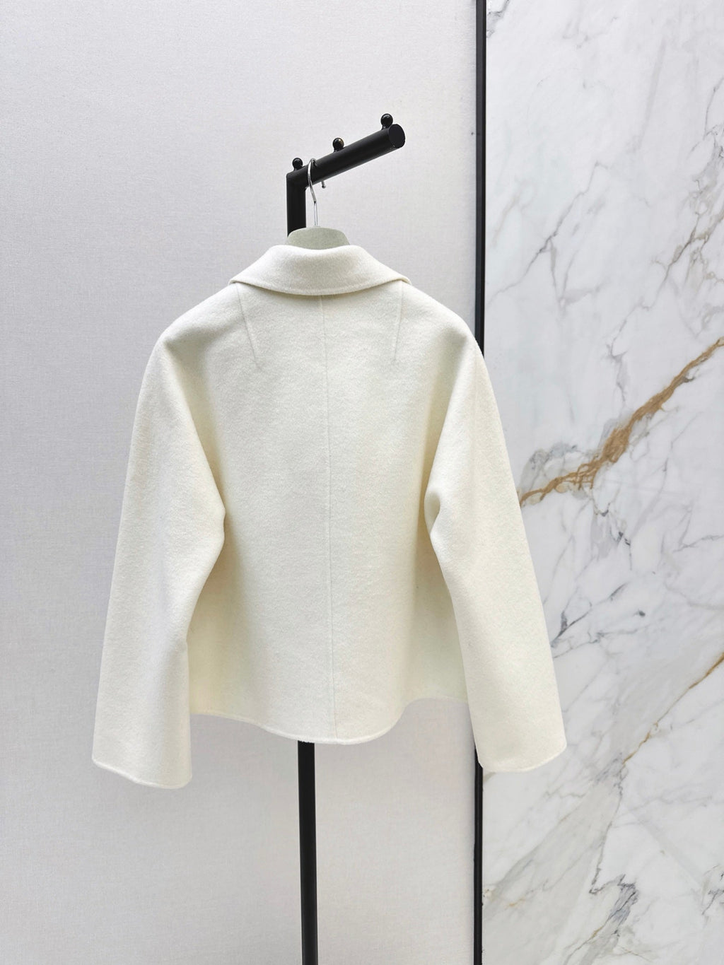 Hermès/Fall-Winter Latest Embroidered Reversible Wool Coat