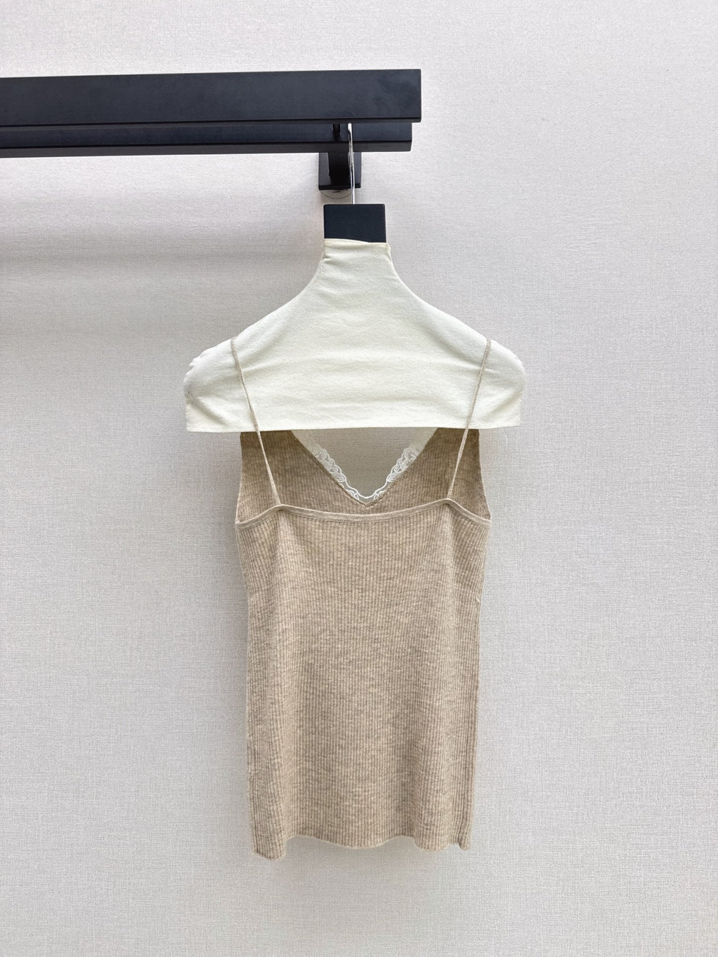 Yves Saint Laurent/Early Autumn New Pure & Cute Lace Camisole