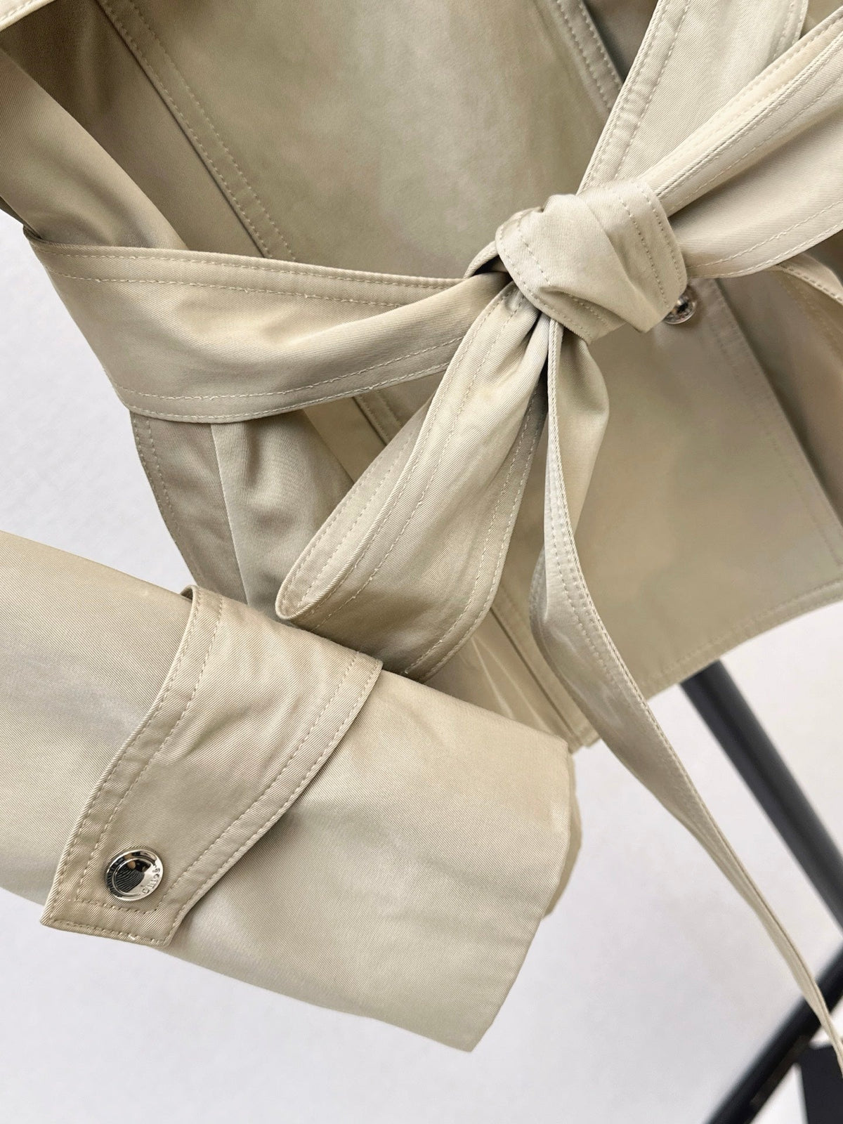 Chloe/Early Autumn New Stylish Stand-Collar Mid-Length Trench Coat