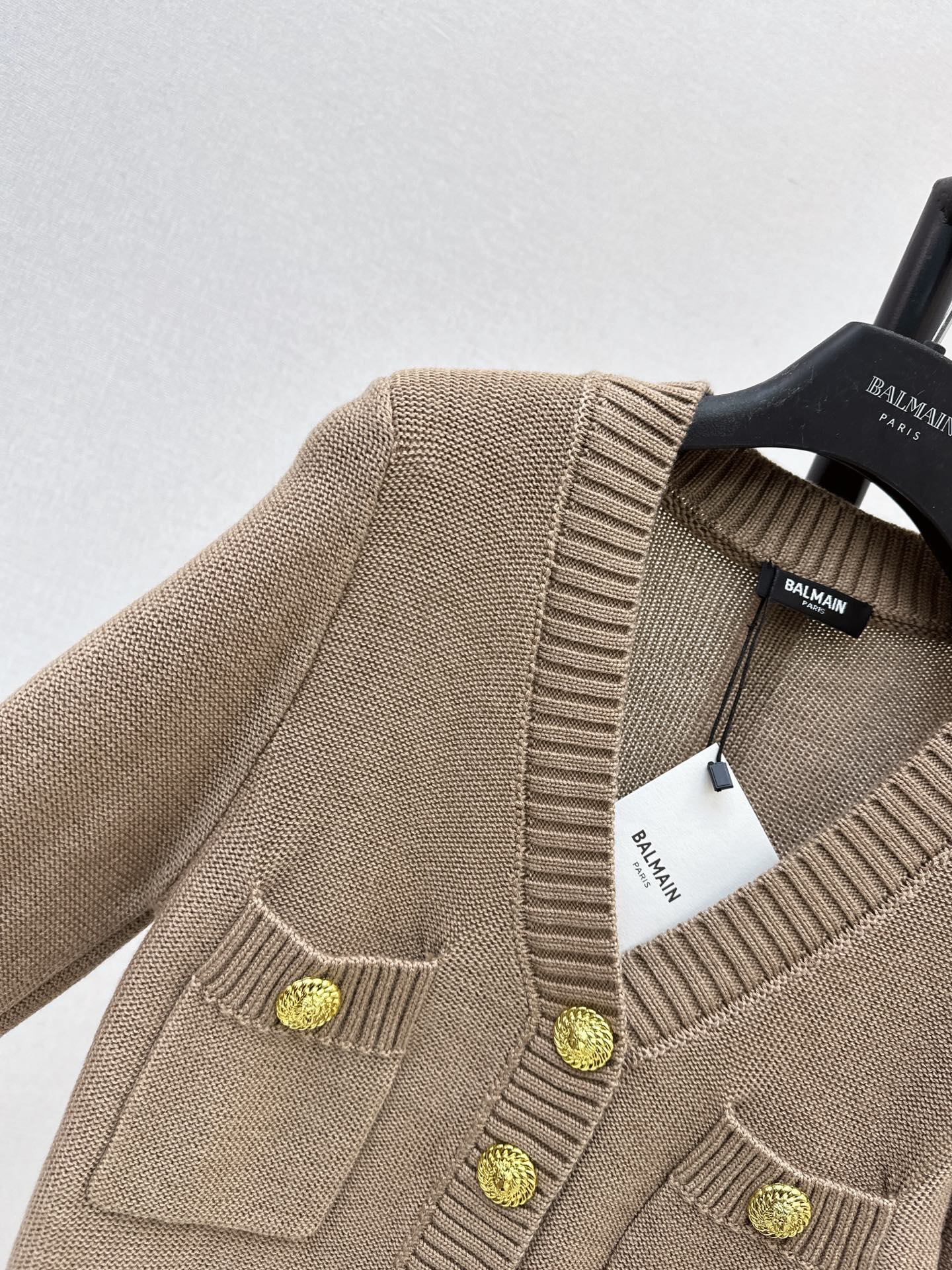 Balenciaga / 26 Fall-Winter New V-Neck Knit Cardigan